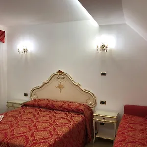 Leonardo 2*, Veneza Itália